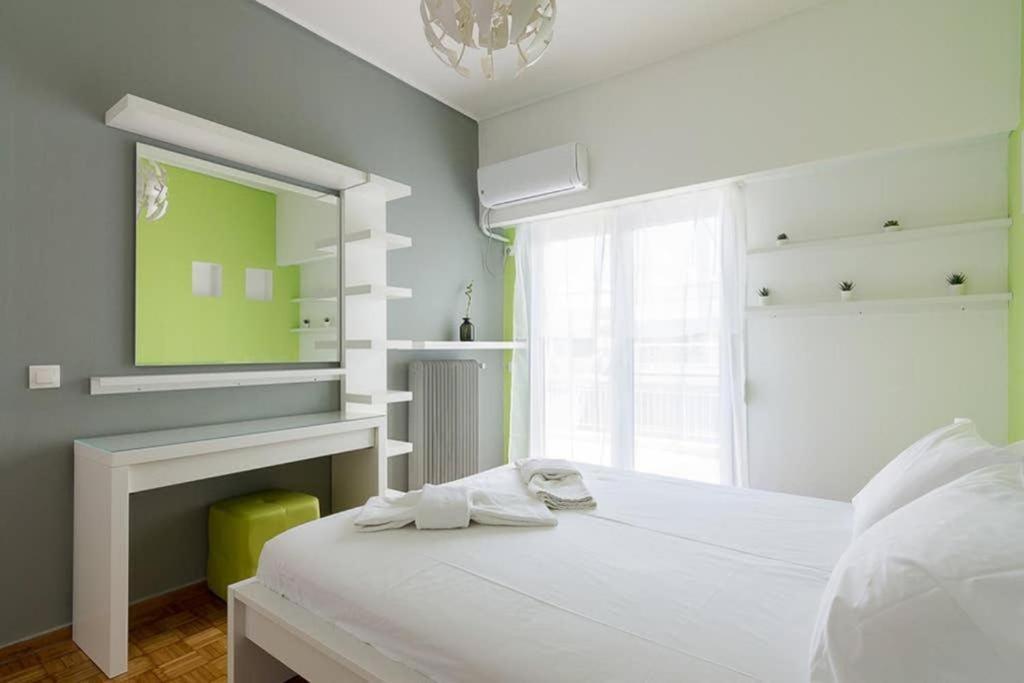 Sunlit 2Br Oasis In Metaxourghio 3Min From Metro Atenas Exterior foto