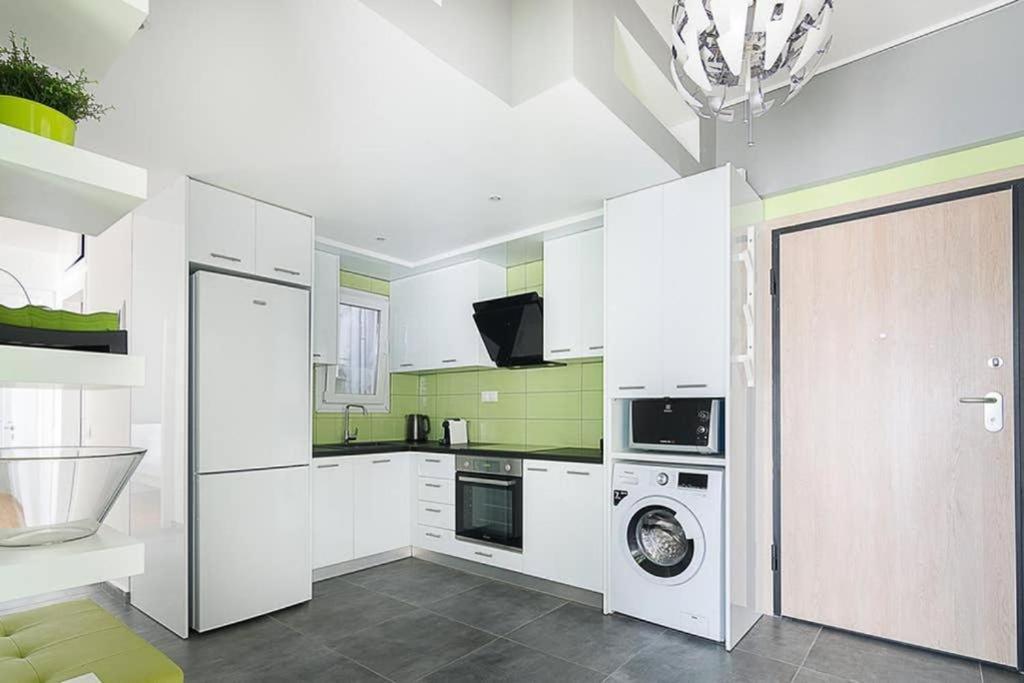 Sunlit 2Br Oasis In Metaxourghio 3Min From Metro Atenas Exterior foto